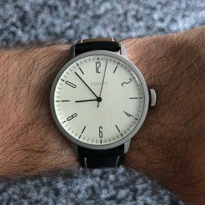 Tsovet Watch